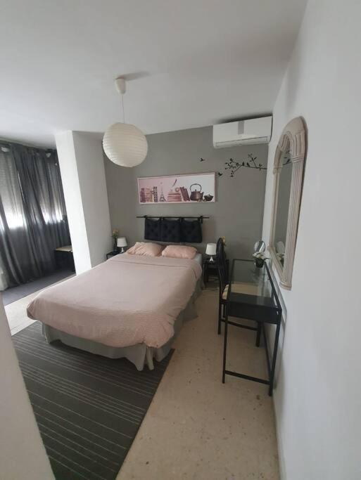 Apartamento Carranque Malaga Exterior photo