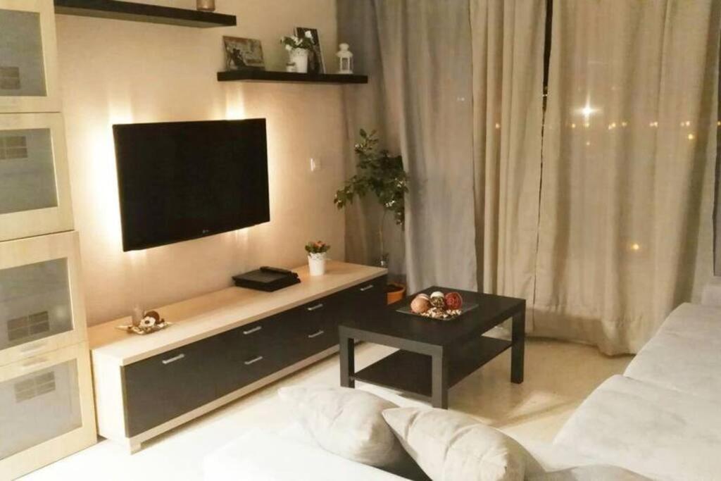 Apartamento Carranque Malaga Exterior photo